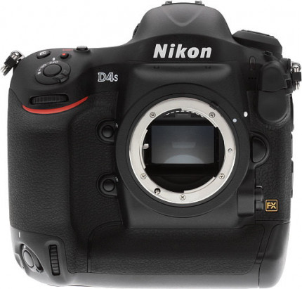 Test Nikon D4 S
